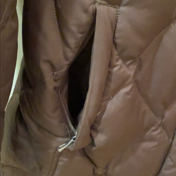 LANDS’ END DOWN WINTER COAT - Picture 4 of 7